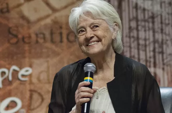 Poetisa mineira Adélia Prado é vencedora do Prêmio Camões 2024