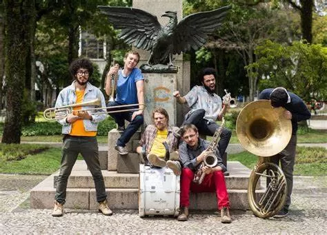 Teatro Paiol recebe o Palco Difusor da Bananeira Brass Band para show de lançamento de novo EP
