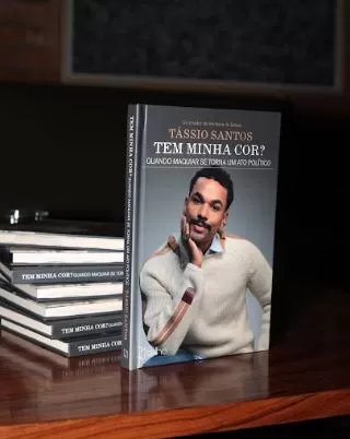 Diversidade: Livro “Tem Minha Cor?” do maquiador Tássio Santos reforça inclusão em maquiagem diversa