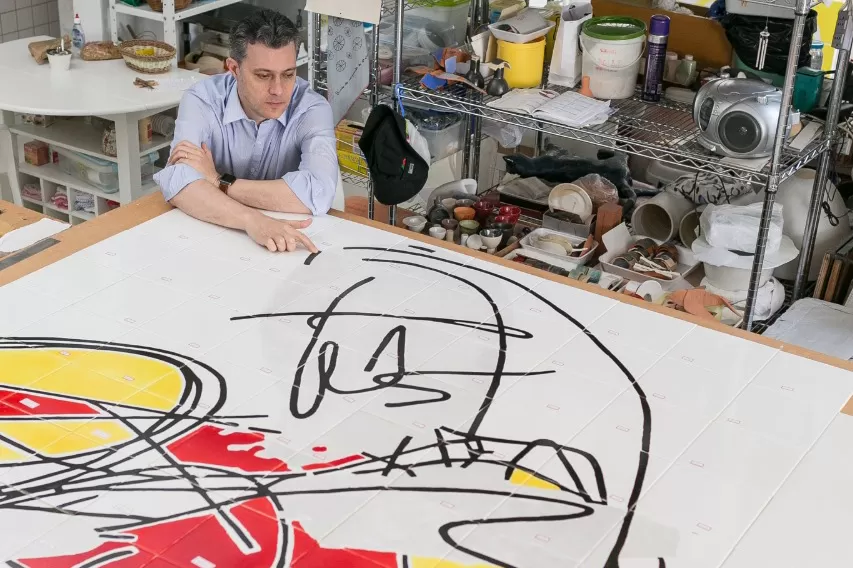 Paris 2024: artistas paranaenses levam seus trabalhos à Casa Brasil durante as Olimpíadas