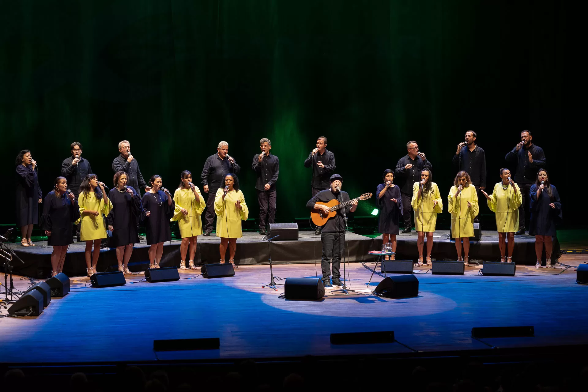 Coral Sanepar completa 41 anos e grava segundo álbum ao vivo