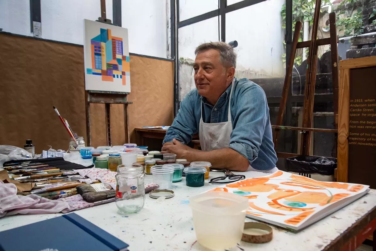 Artista plástico Jefferson Svoboda é o novo residente do Museu Casa Alfredo Andersen