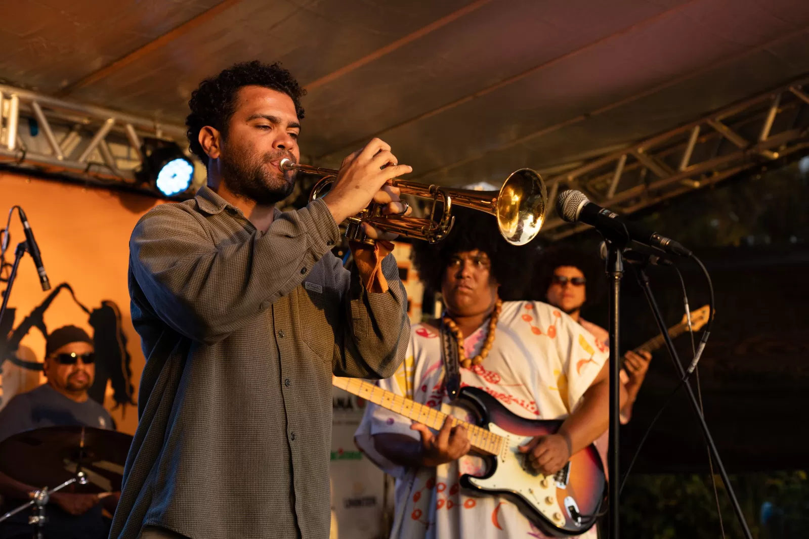 Encantadas Jazz já atraiu cerca de 20 mil pessoas à Ilha do Mel