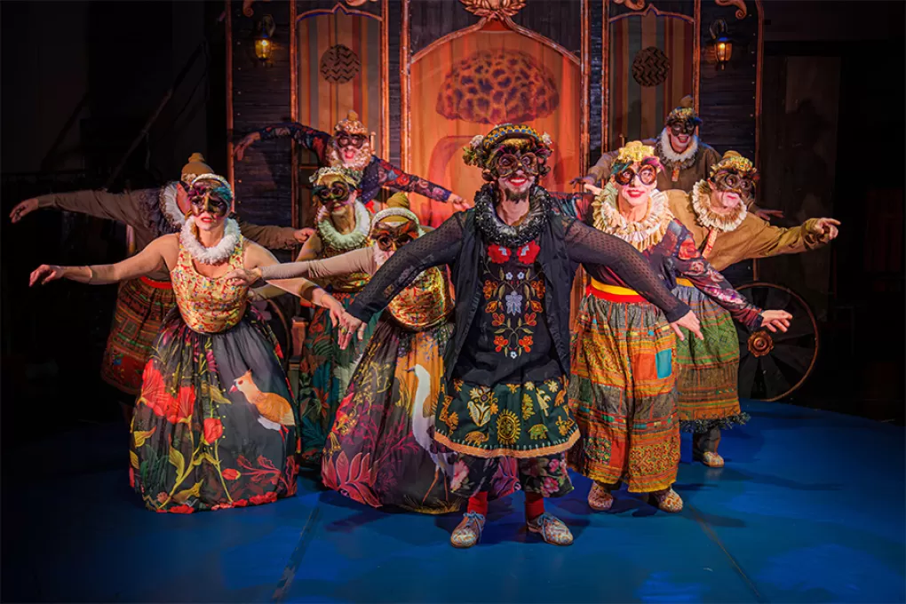 G2, grupo de dança master do Guaíra, abre mostra de teatro em Jacarezinho