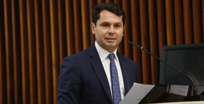 Curi garante que projeto sobre radares não será votado este ano e propõe audiências públicas