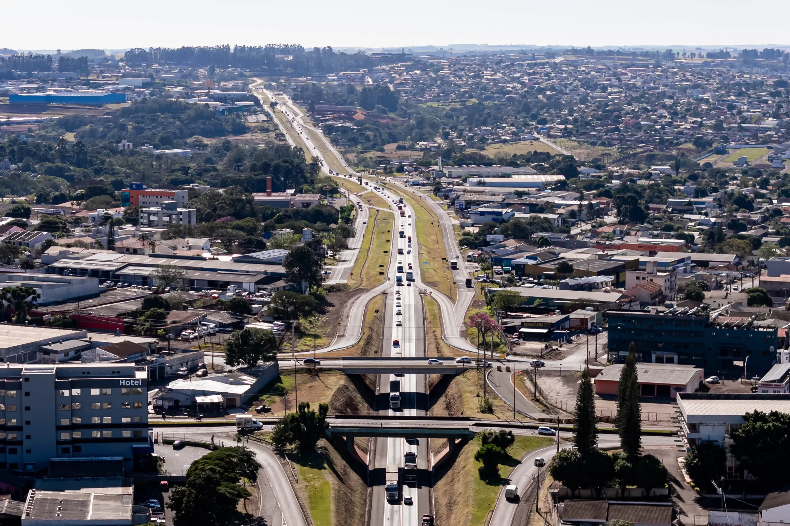 Operações miram corrupção e desvio de recursos do SUS em cidades do Paraná