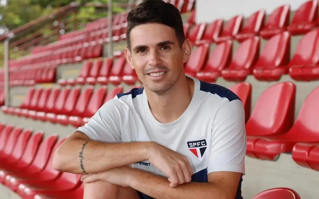 Oscar revela mensagens de Lucas e projeta “grandes títulos” no São Paulo