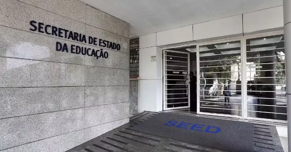 SEED celebra contrato de R$ 5,5 mi,  sem licitação, com empresa dos EUA