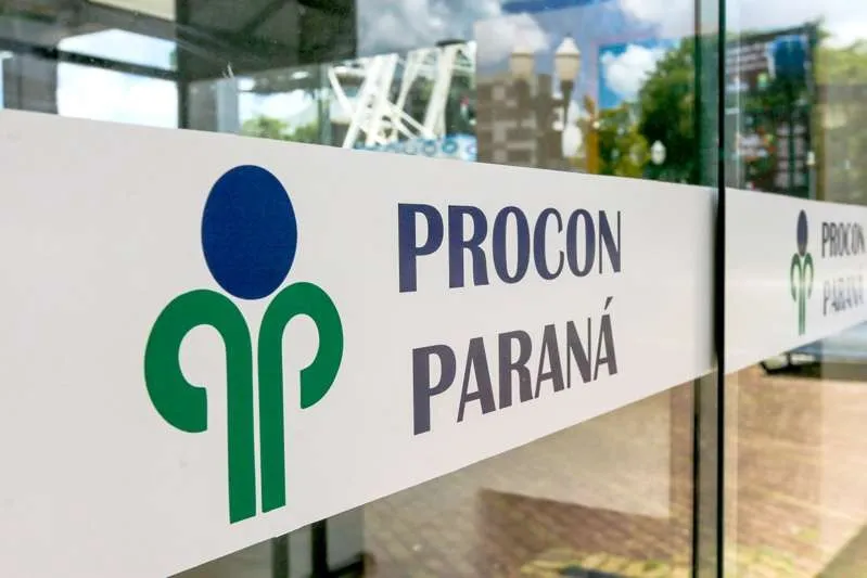 Procon-PR lança cartilha com orientações para compra de veículos usados