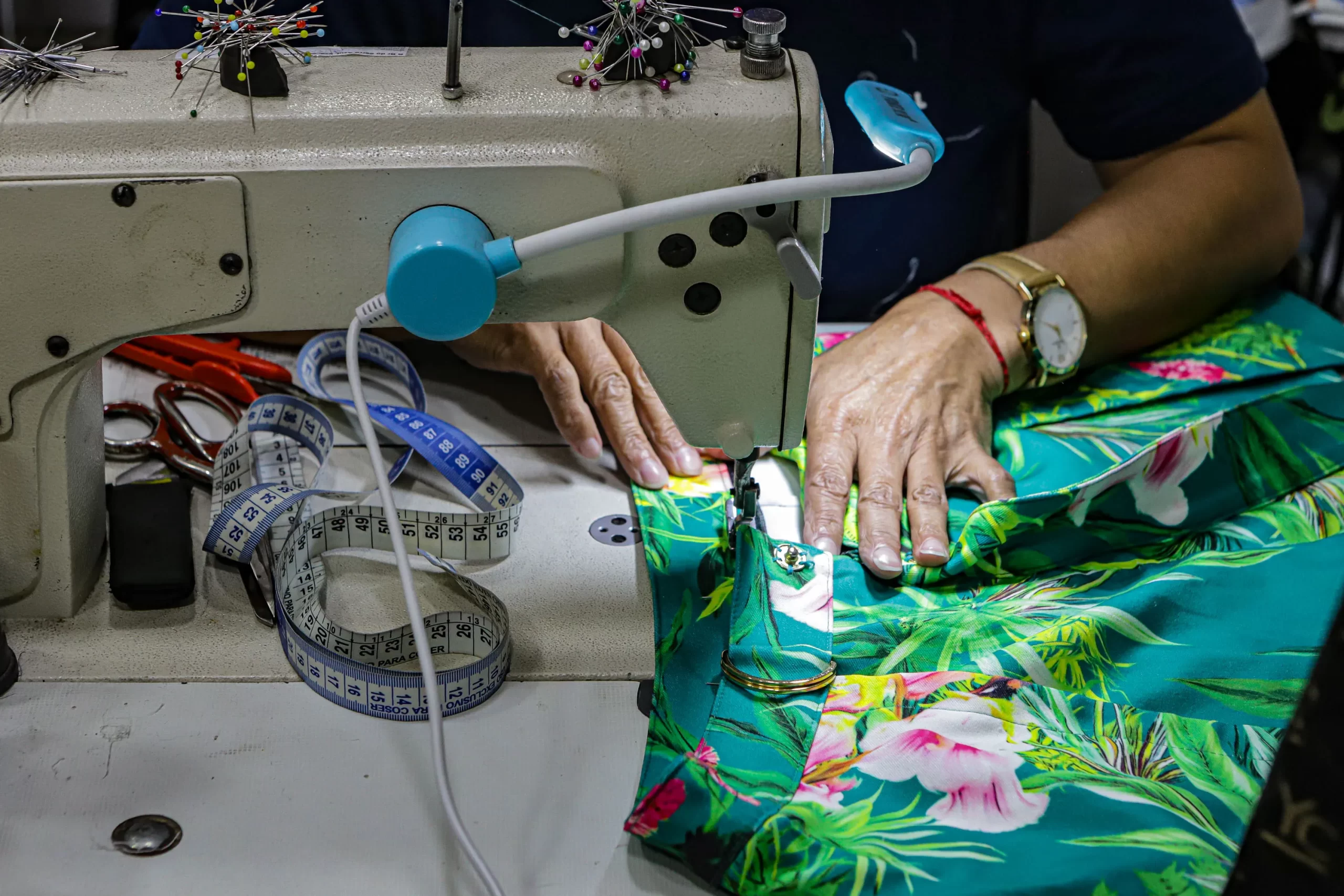 Setor de serviços cresceu 3,9% até novembro de 2024 no Paraná