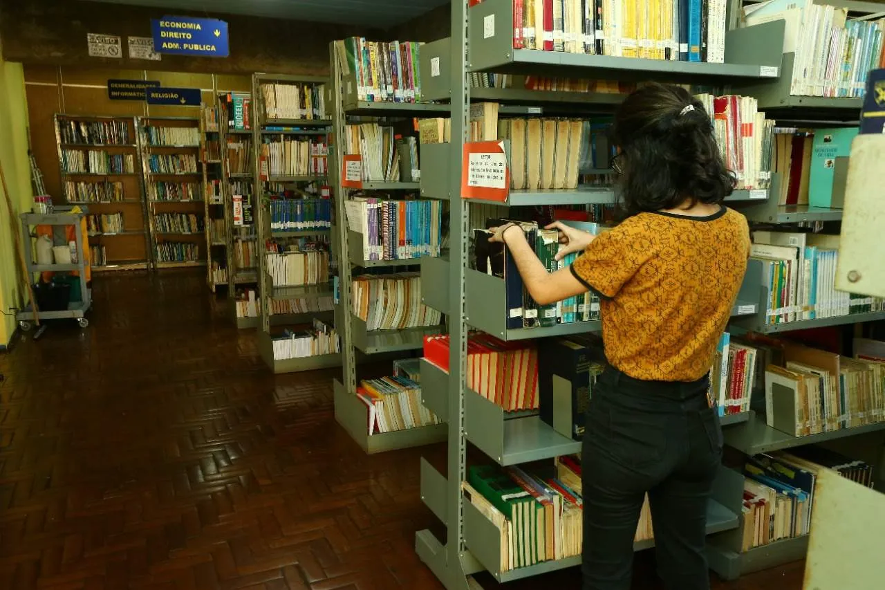 Biblioteca Pública de Cascavel teve cerca de 14 mil leitores em 2024