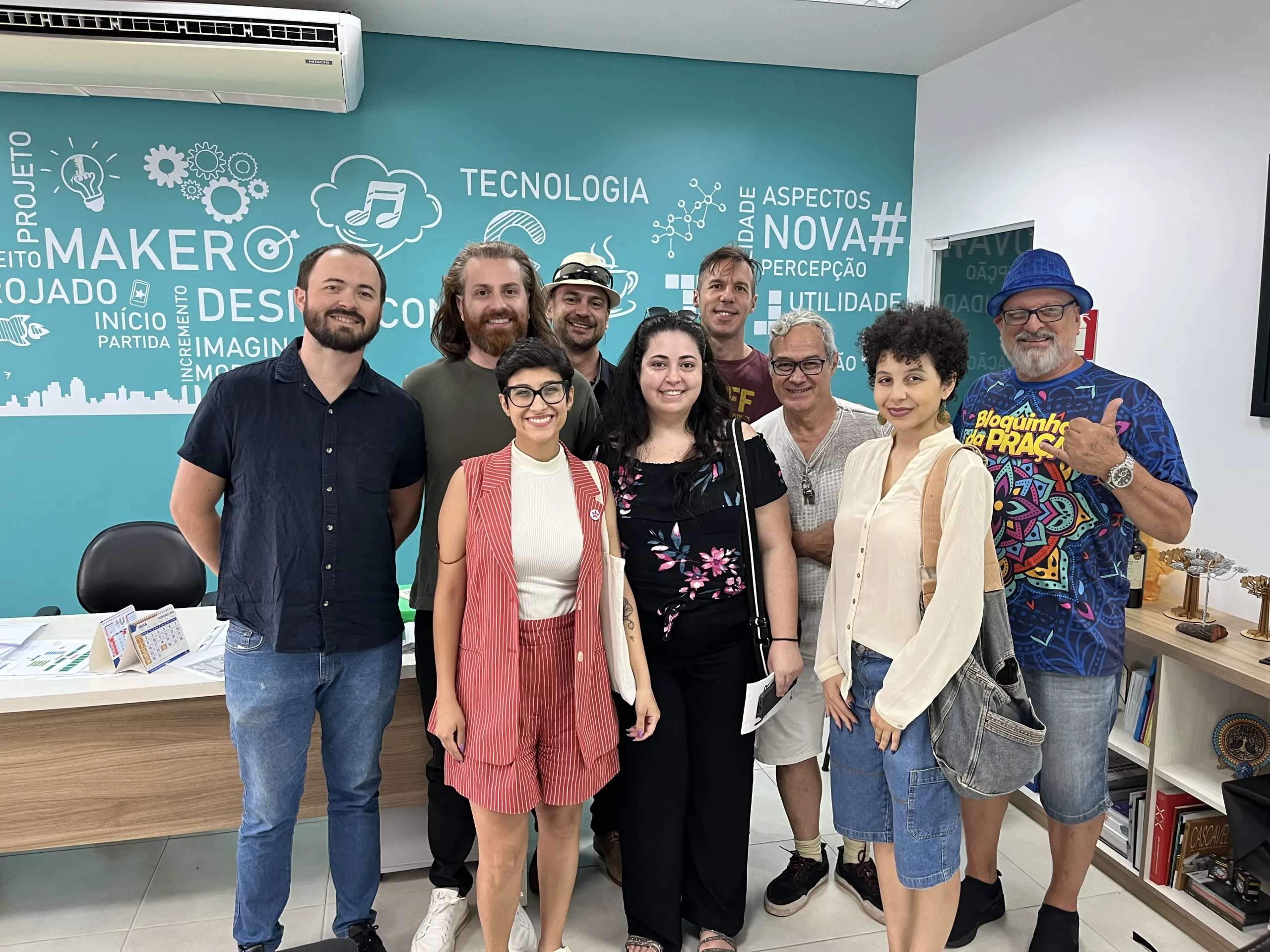 O Carnaval vence o silêncio e volta às ruas de Cascavel