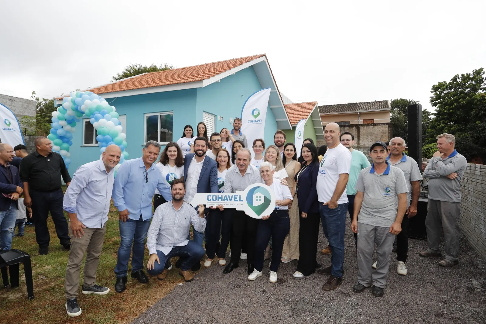 Cohavel entrega casas para famílias em situação de vulnerabilidade em Cascavel