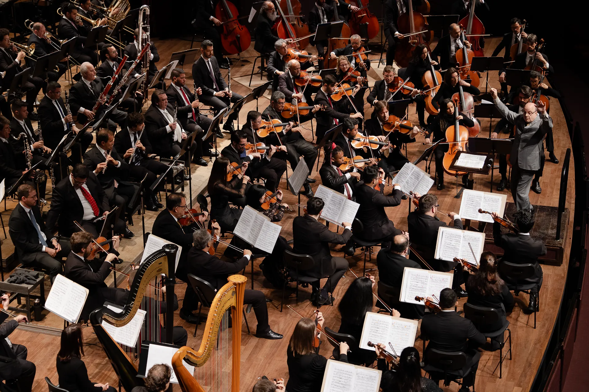 Orquestra Sinfônica do Paraná celebra 40 anos com show no MON e programação especial