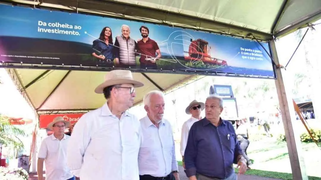 Governo do Paraná anuncia incentivo a crédito de carbono para pequenos produtores