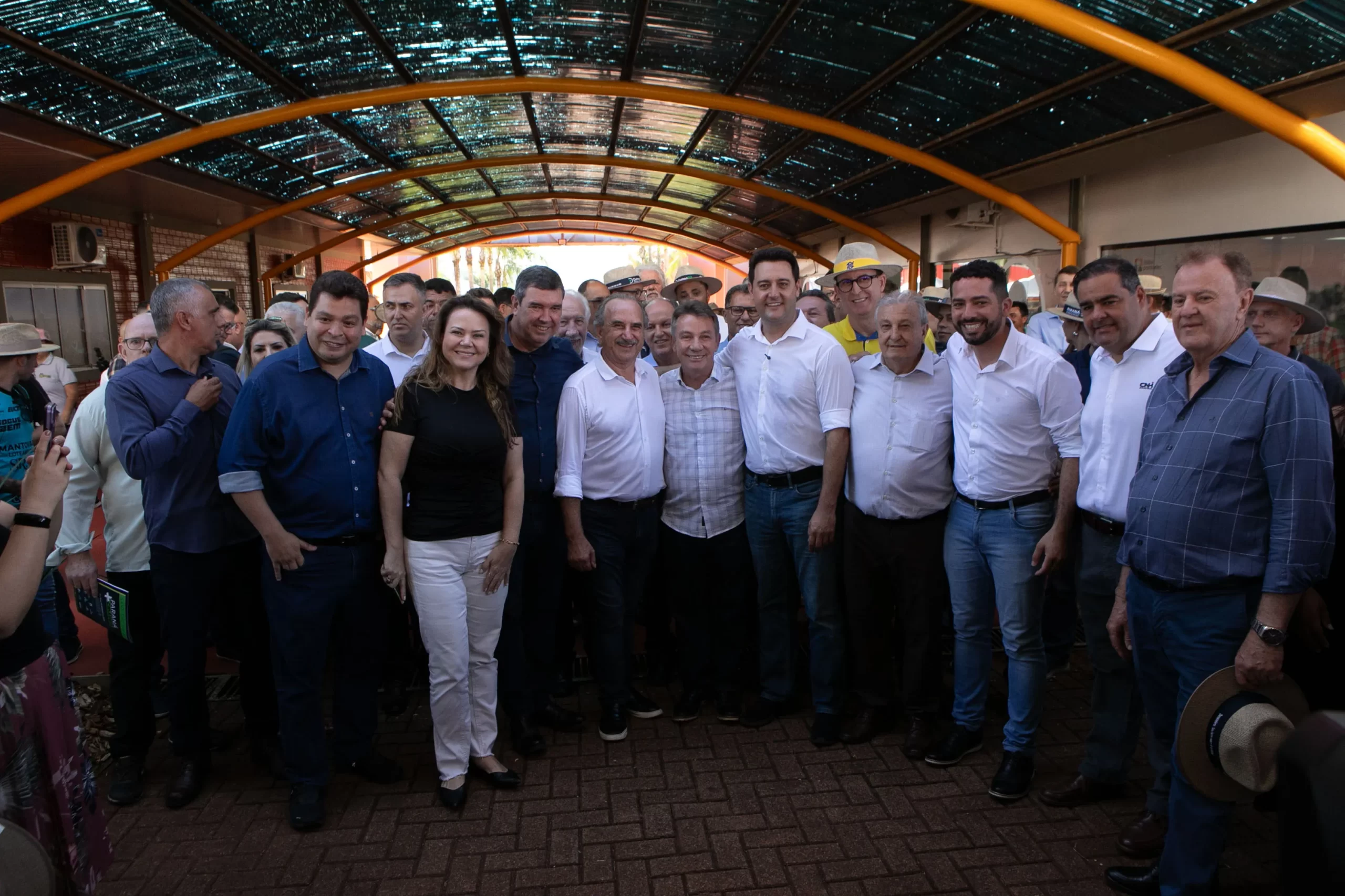 Governador Ratinho Junior destaca avanços do Paraná no agronegócio durante Show Rural Coopavel 2025