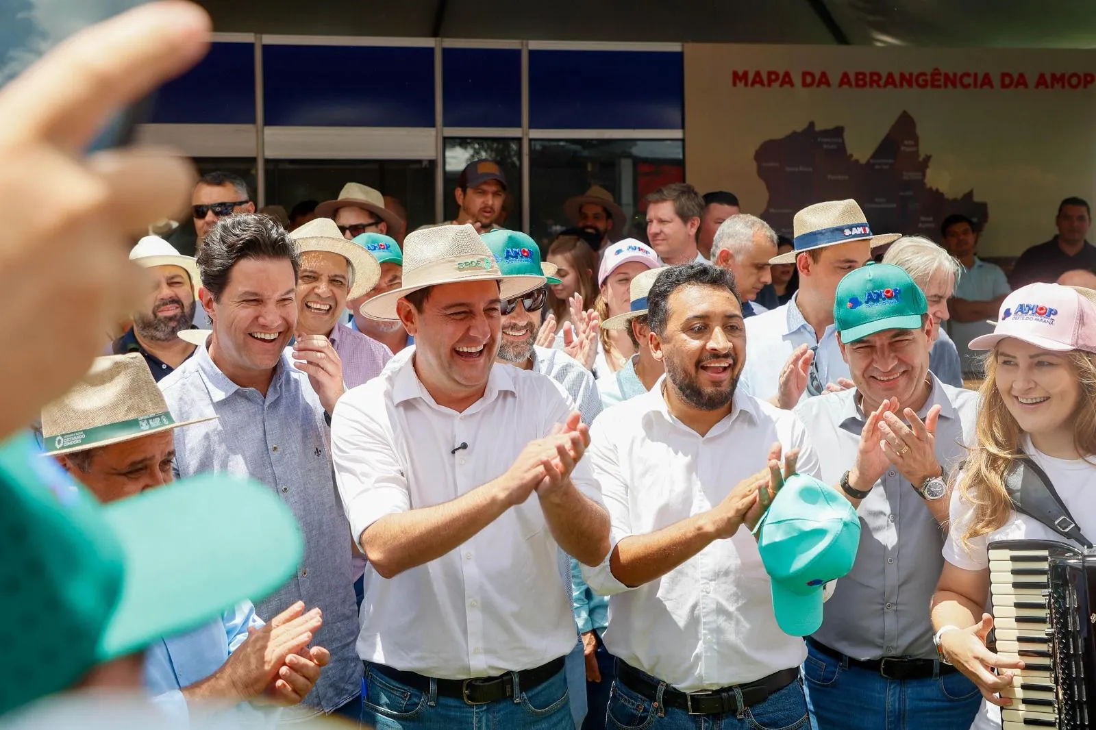 Casa dos Prefeitos é palco de encontros com políticos de todo o país no Show Rural