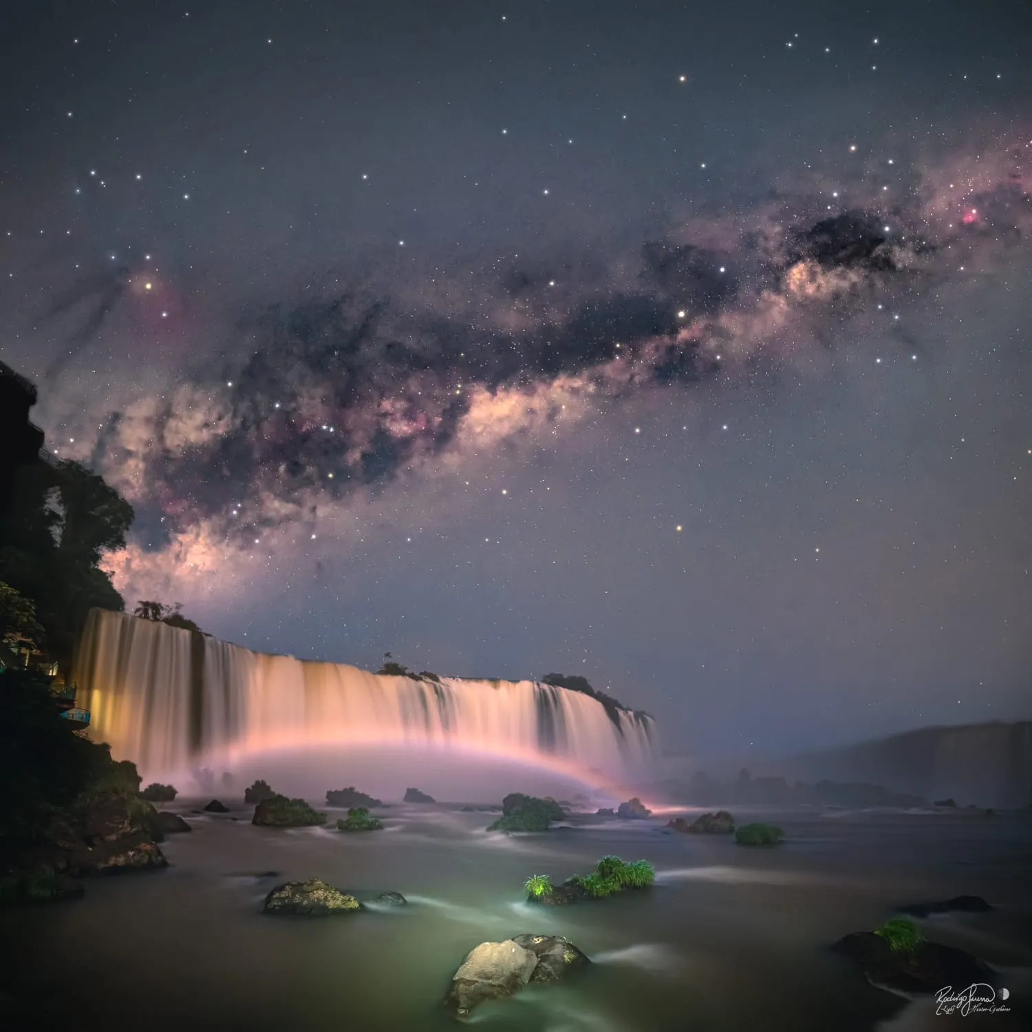 Foto que mostra o céu das Cataratas é premiada no maior festival de fotografia da América Latina