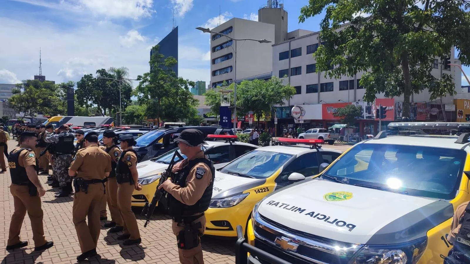 Fotógrafa tem equipamentos furtados de caminhonete em Cascavel; prejuízo supera R$ 23 mil