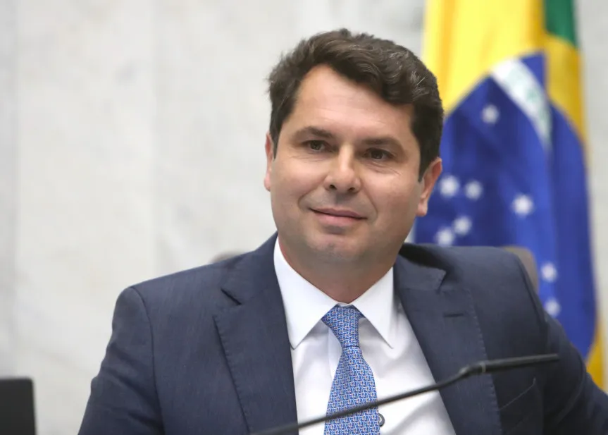 Alexandre Curi aparece em cenários para governador e Senado no Paraná
