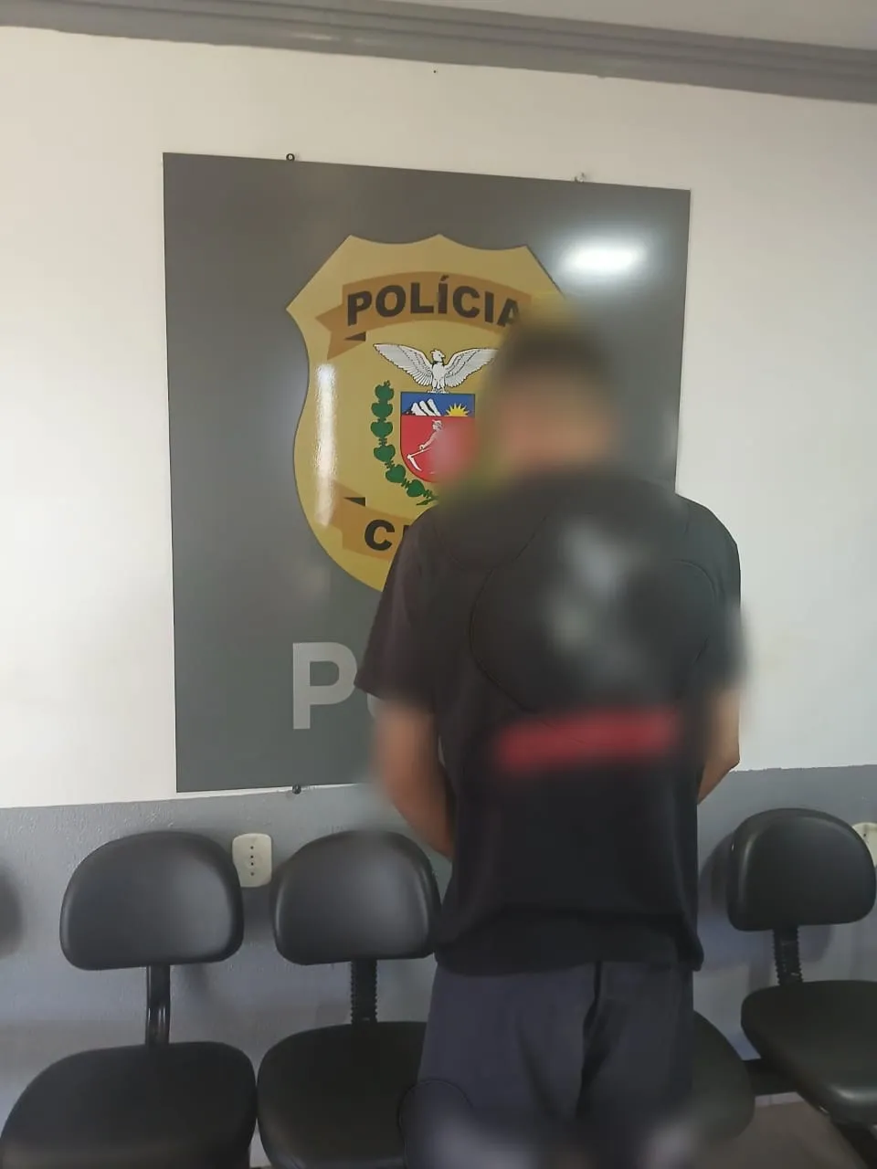 Polícia Civil prende em flagrante homem por perseguição e injúria contra ex-namorada