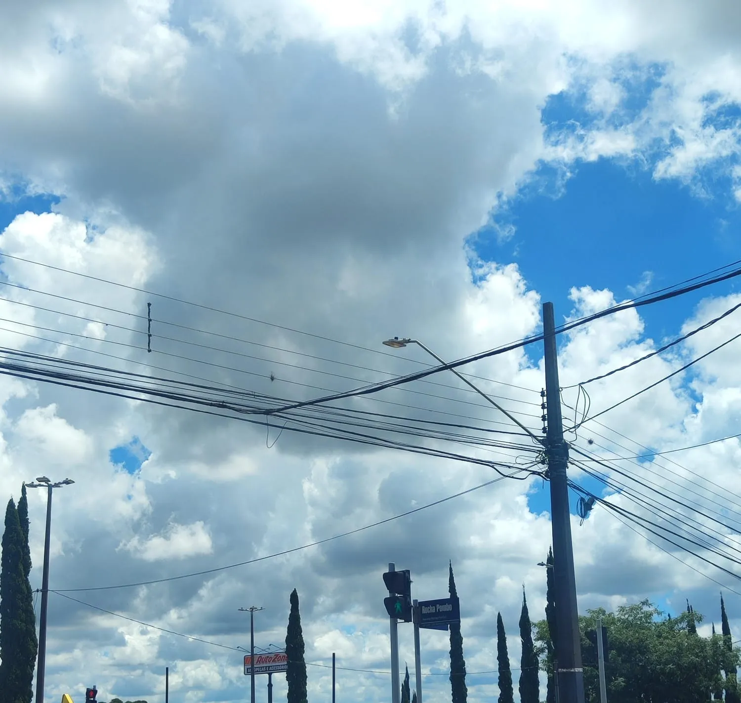 Cascavel enfrenta mais um dia de calor intenso, sem previsão de chuva