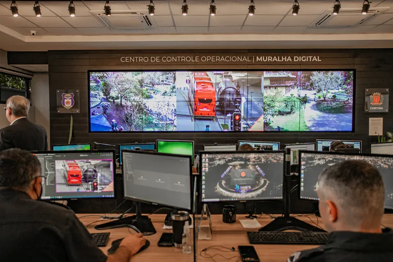 Prefeitura de Curitiba usa a IA para aumentar a segurança, melhorar serviços e conversar com o cidadão
