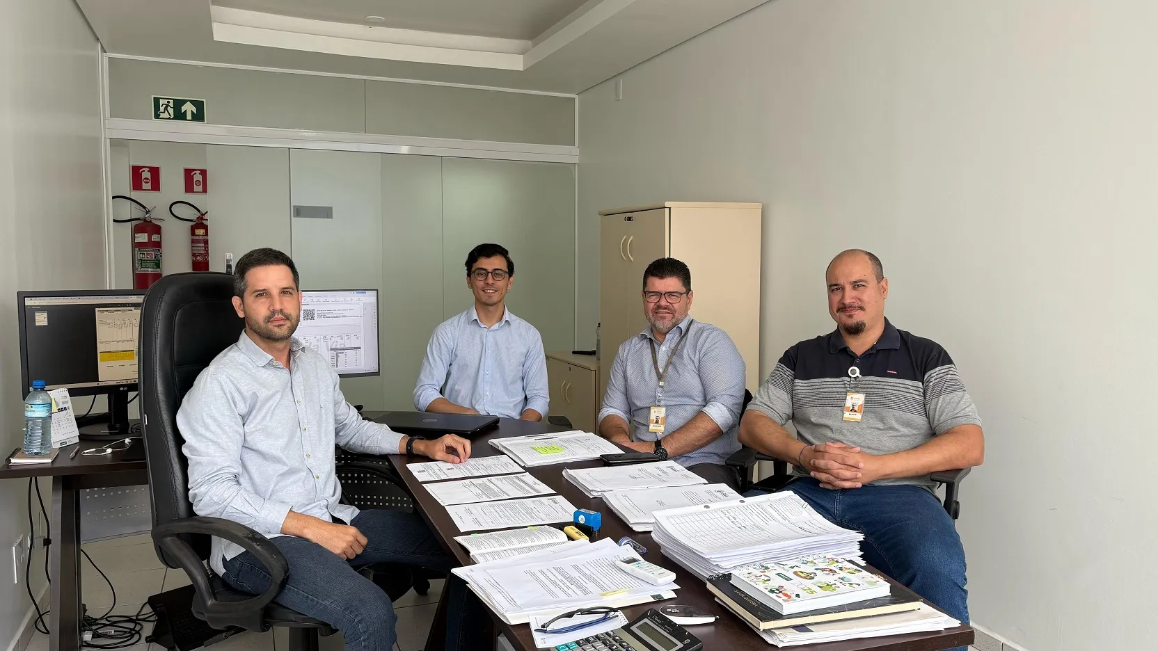 Procon recebe reclamações sobre contas de energia e se reúne com Copel para esclarecimentos