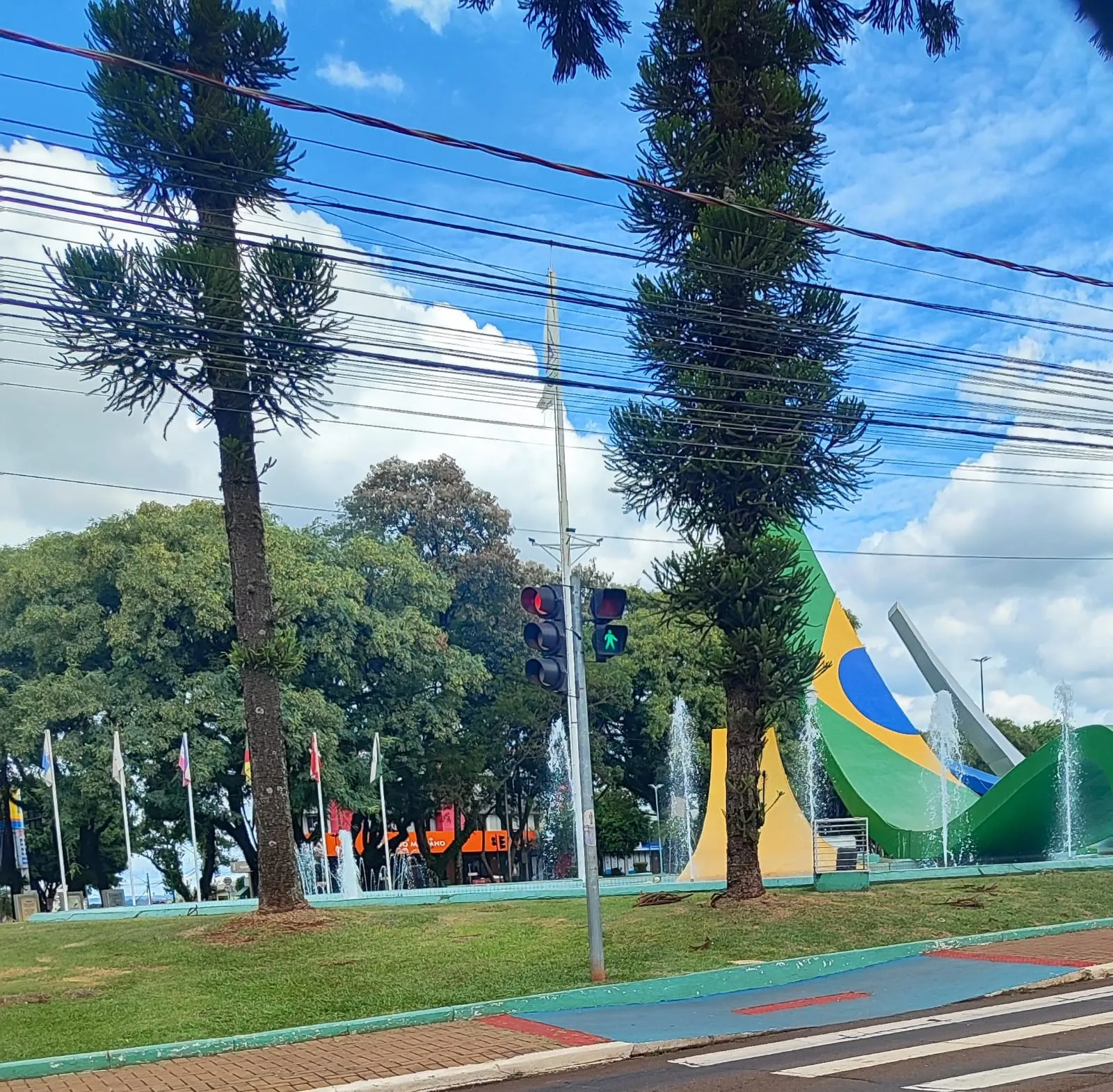 Tempo instável marca a quinta-feira em Cascavel, com previsão de pancadas de chuva