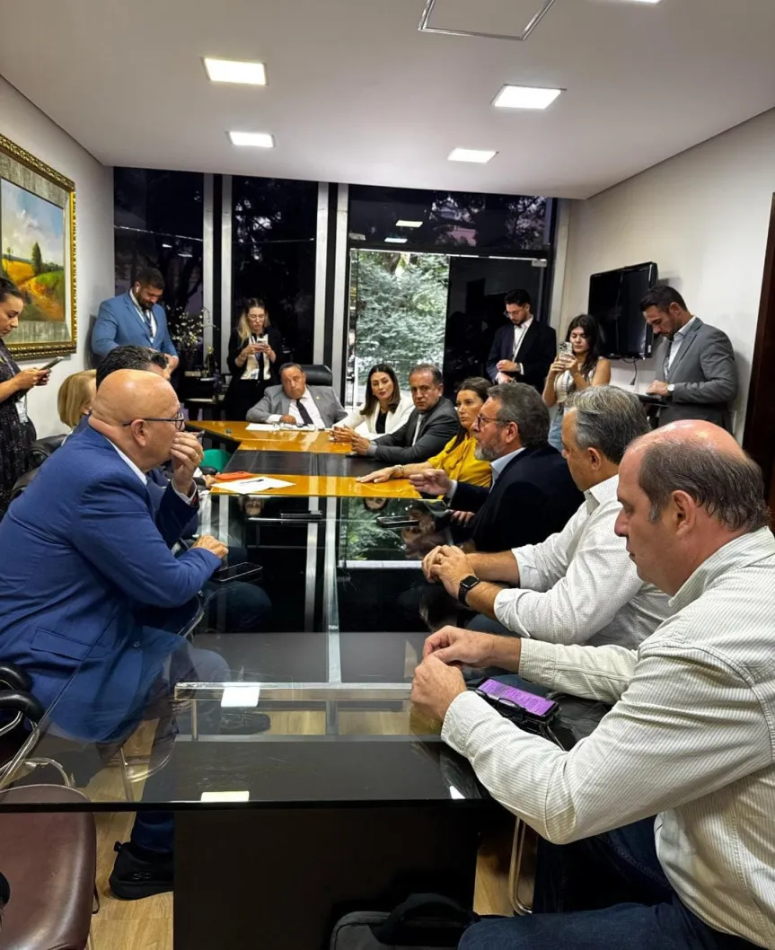 Após reunião com deputados, Sanepar fará estudo para avaliar possibilidade de isenção de tarifa em Ponta Grossa