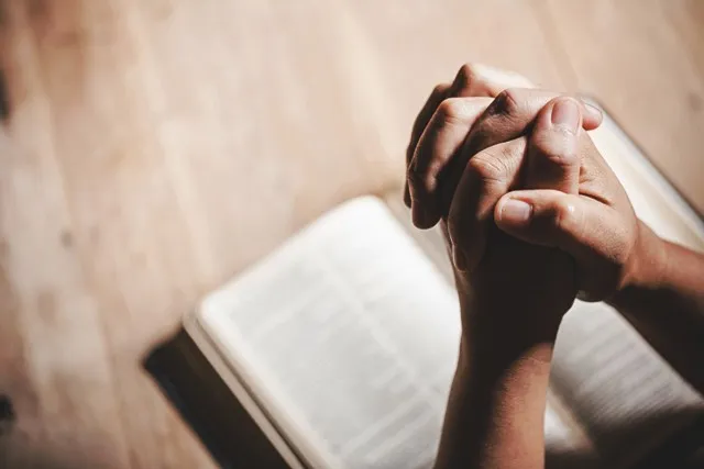 Candidata não consegue alterar data de etapa de concurso por motivo de crença religiosa