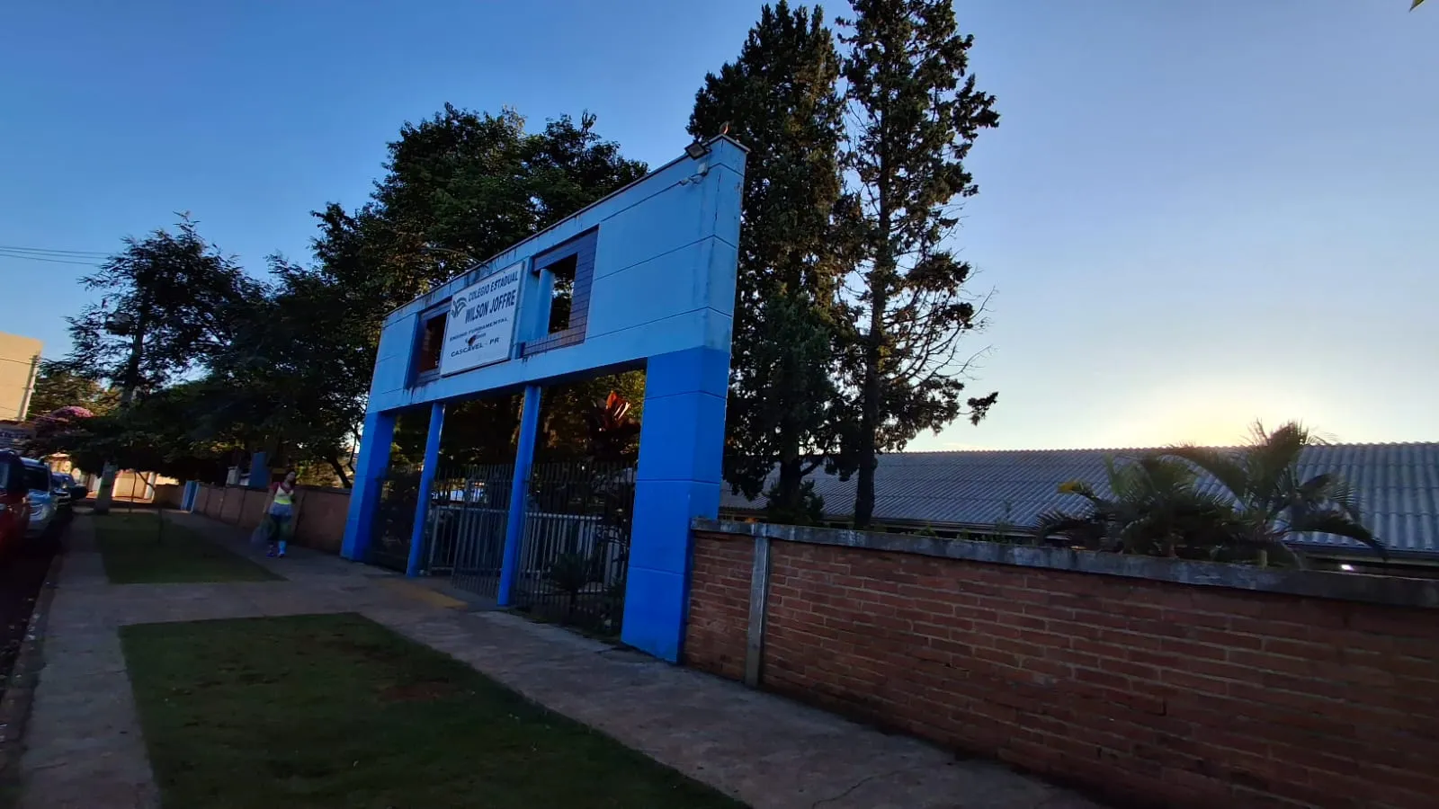 Comunidade escolar critica instalação de Centro POP nas proximidades do Wilson Joffre