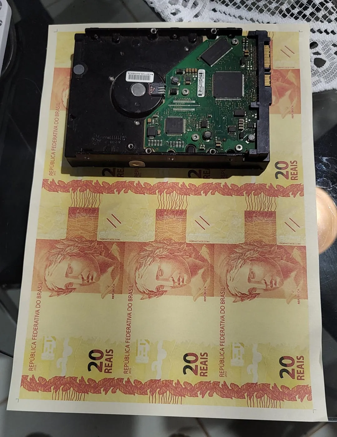 Polícia Federal e Polícia Militar deflagram operação contra falsificação de dinheiro em Cascavel