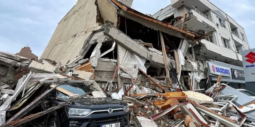 Terremoto mata ao menos 144 pessoas no Sudeste Asiático