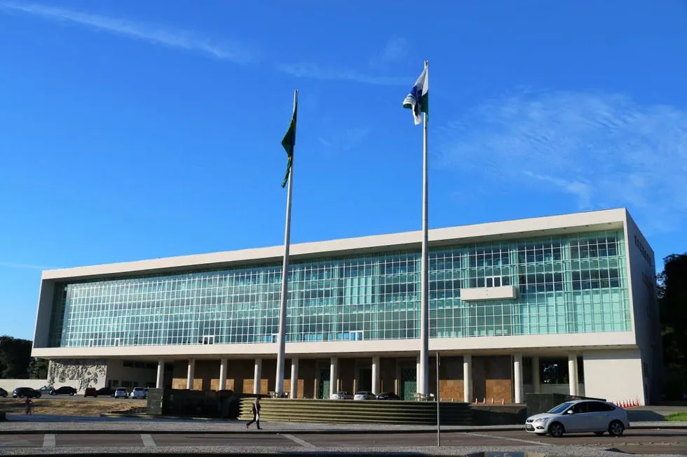 Denúncia de corrupção leva secretário para hospital