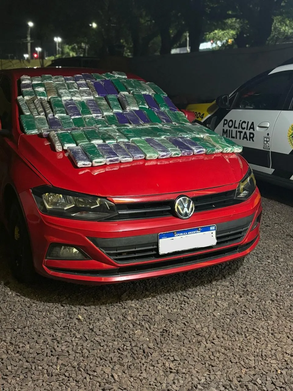 BPRv apreende veículo com 51,9 kg de maconha na PR-586