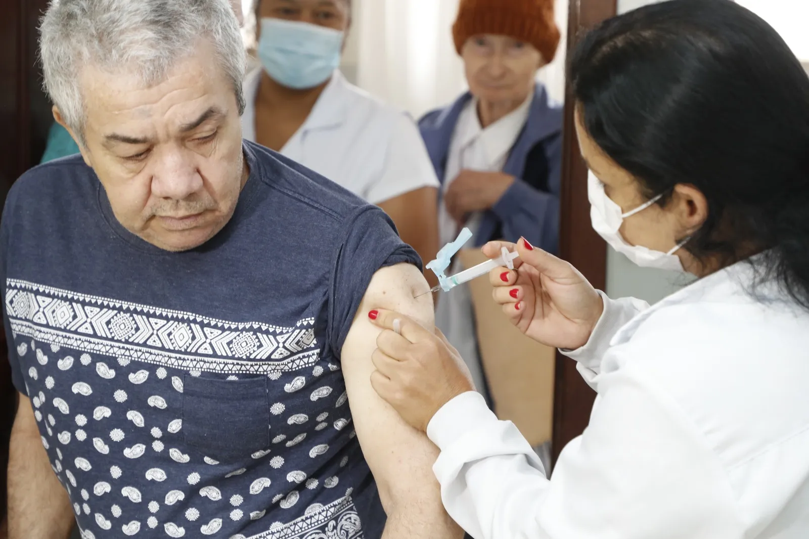 Cascavel inicia campanha de vacinação contra a gripe nesta terça-feira