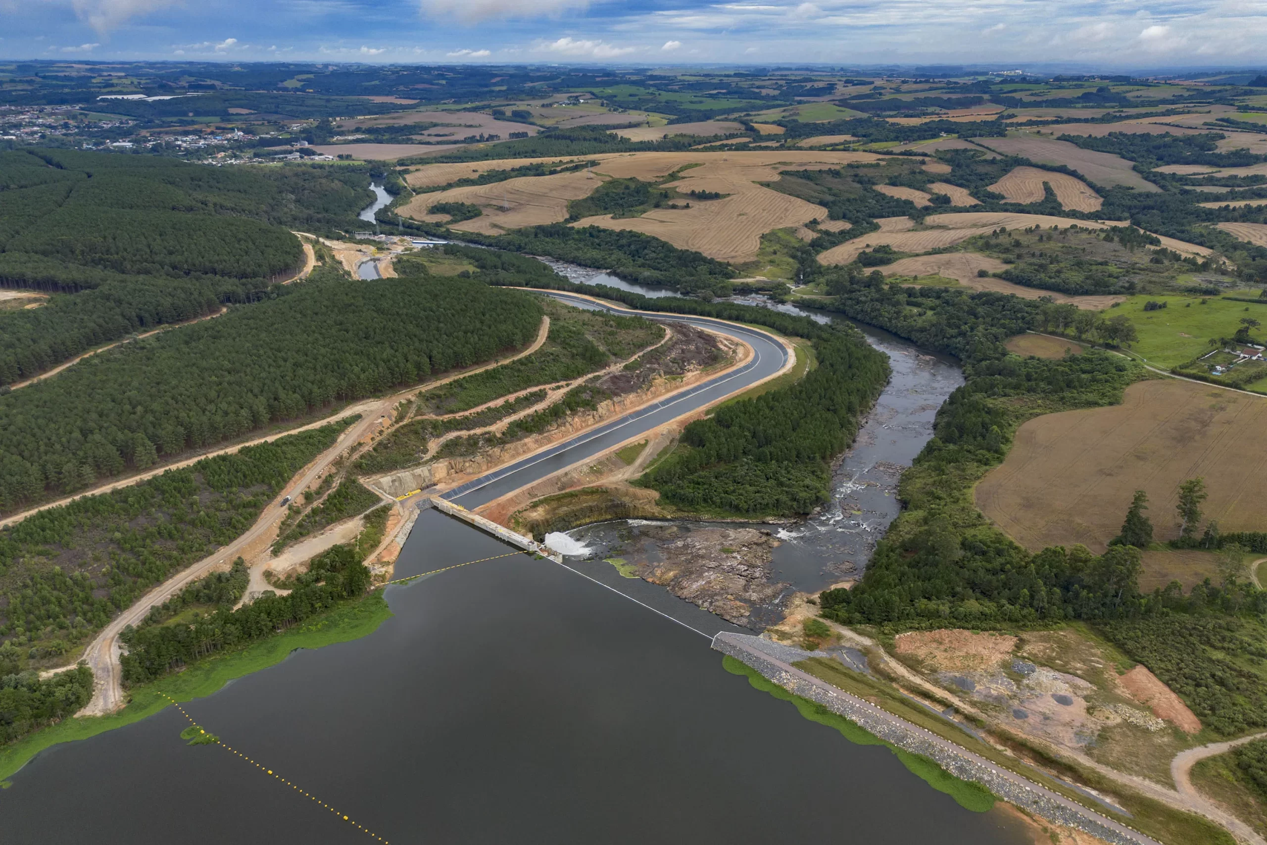 Paraná amplia liderança na produção de energia limpa com novas pequenas hidrelétricas