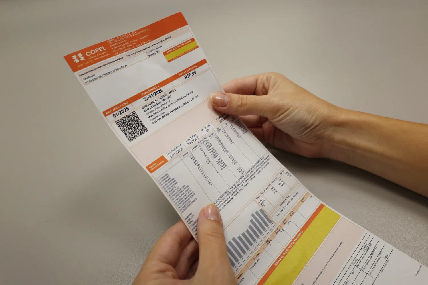 Copel: Leituristas voltam a fazer medição presencial após audiência pública