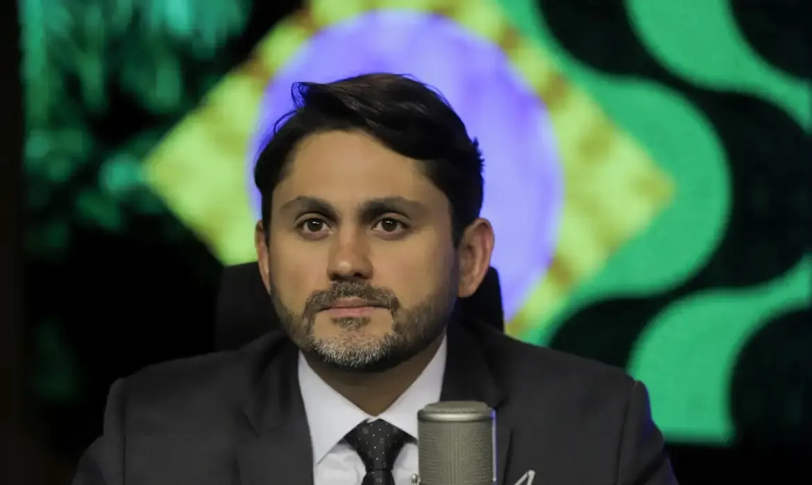 PGR denuncia ministro das Comunicações por desvio de emendas