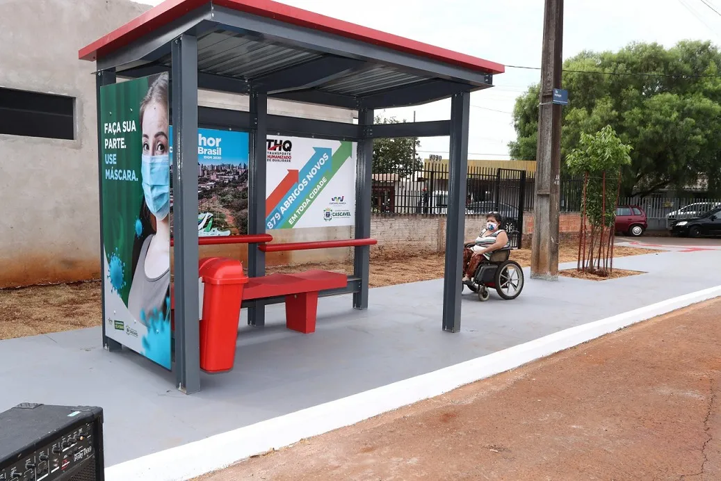 Abrigos de ônibus: Cascavel deve ter nova licitação em breve