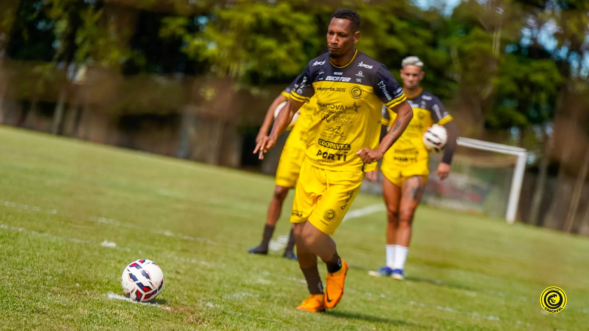 Será que o ataque do Cascavel desencanta com os reforços?