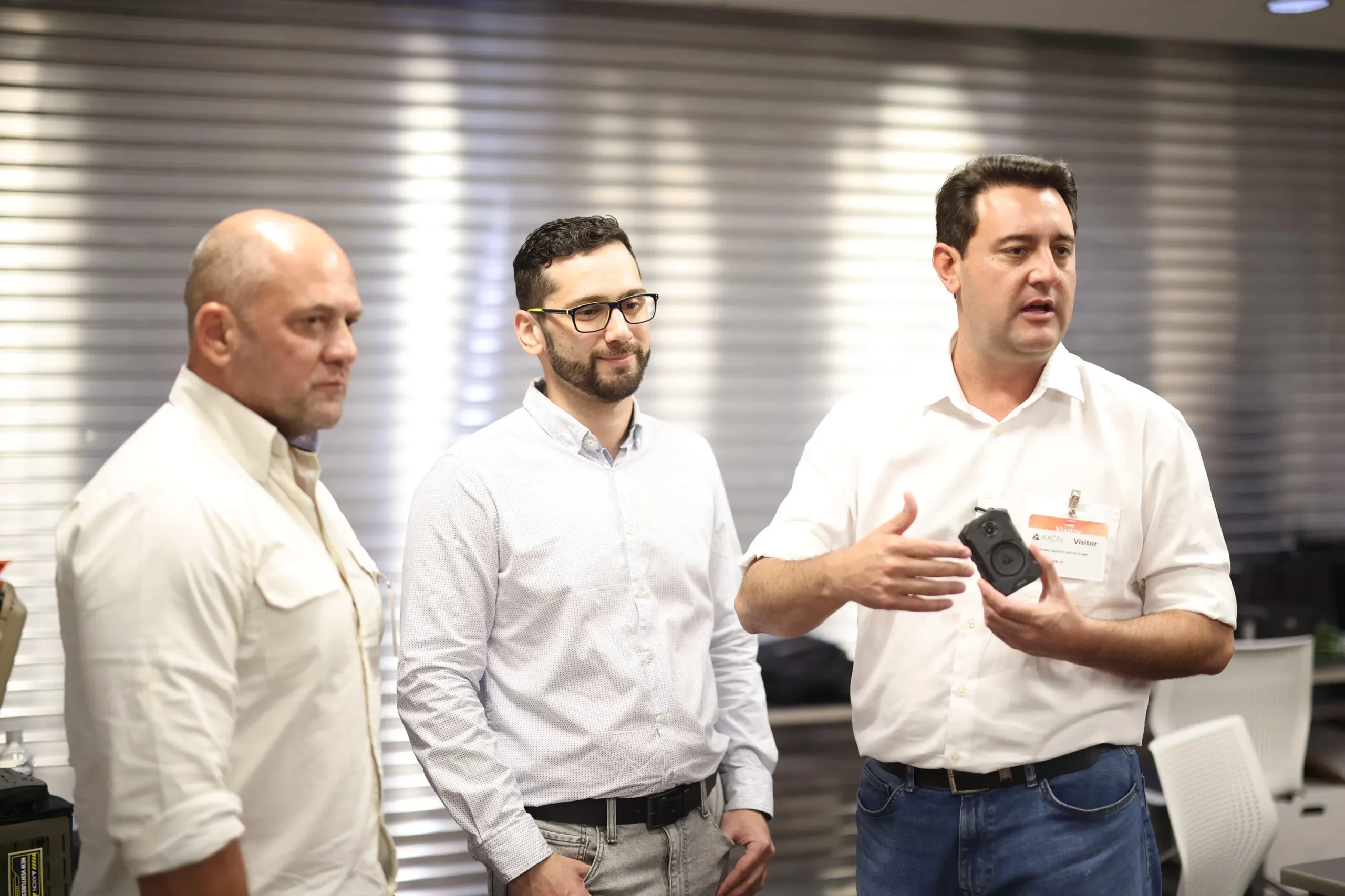 Ratinho Junior anuncia novo teste com câmeras corporais