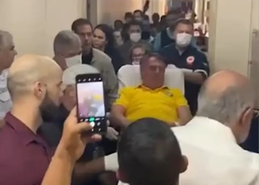 Ex-presidente Jair Bolsonaro é hospitalizado no Rio Grande do Norte após passar mal