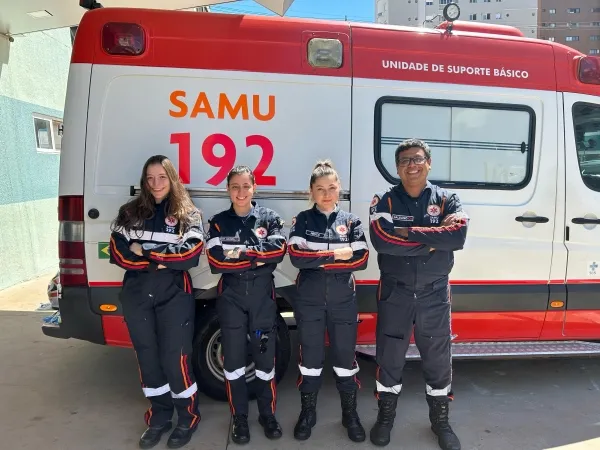 Mais um bebê nasce dentro da ambulância do Samu a caminho do hospital