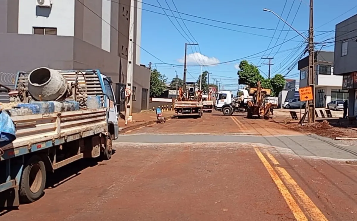Trânsito na Rua Rio da Paz permanecerá interrompido até domingo à noite