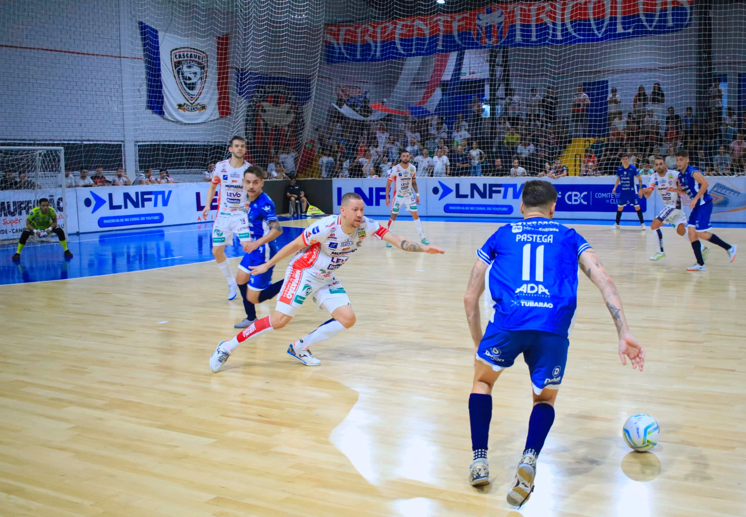 Cascavel estreia na LNF com goleada sobre o Tubarão