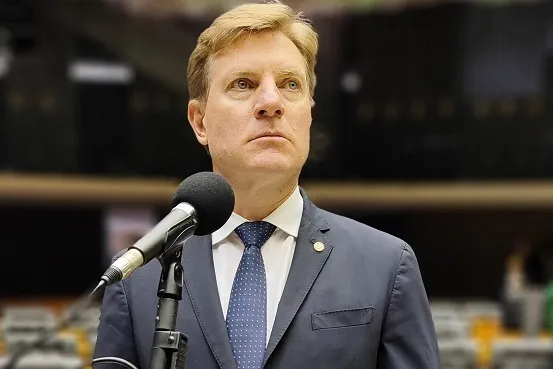 Deputado Padovani assina CPI do INSS 