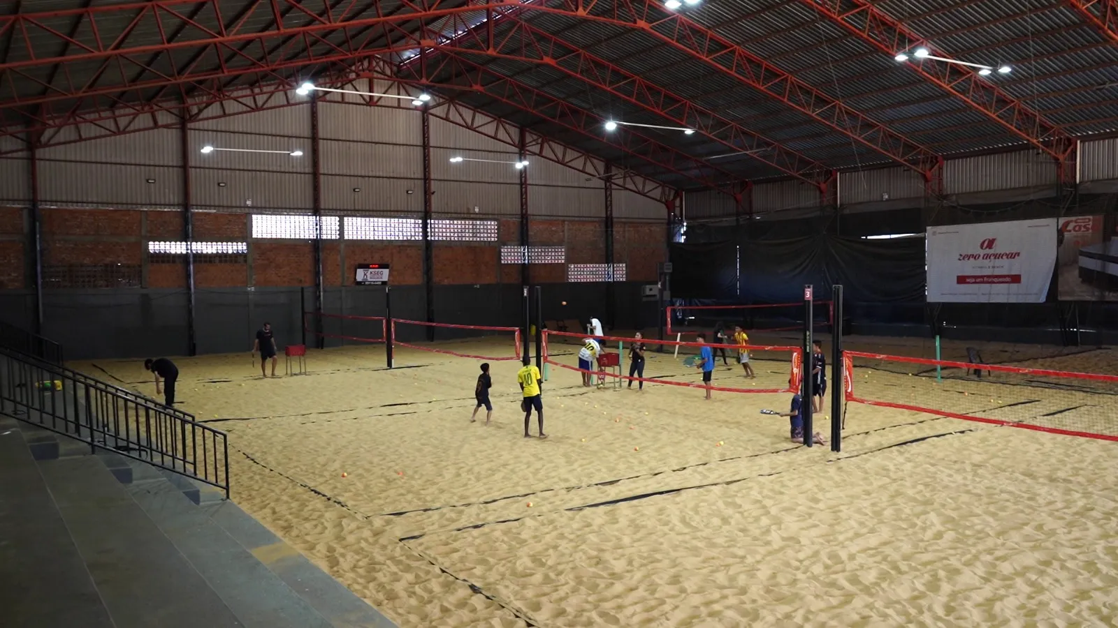  Projeto “Beach Tennis para Todos” recebe doação de raquetes da Receita Federal 