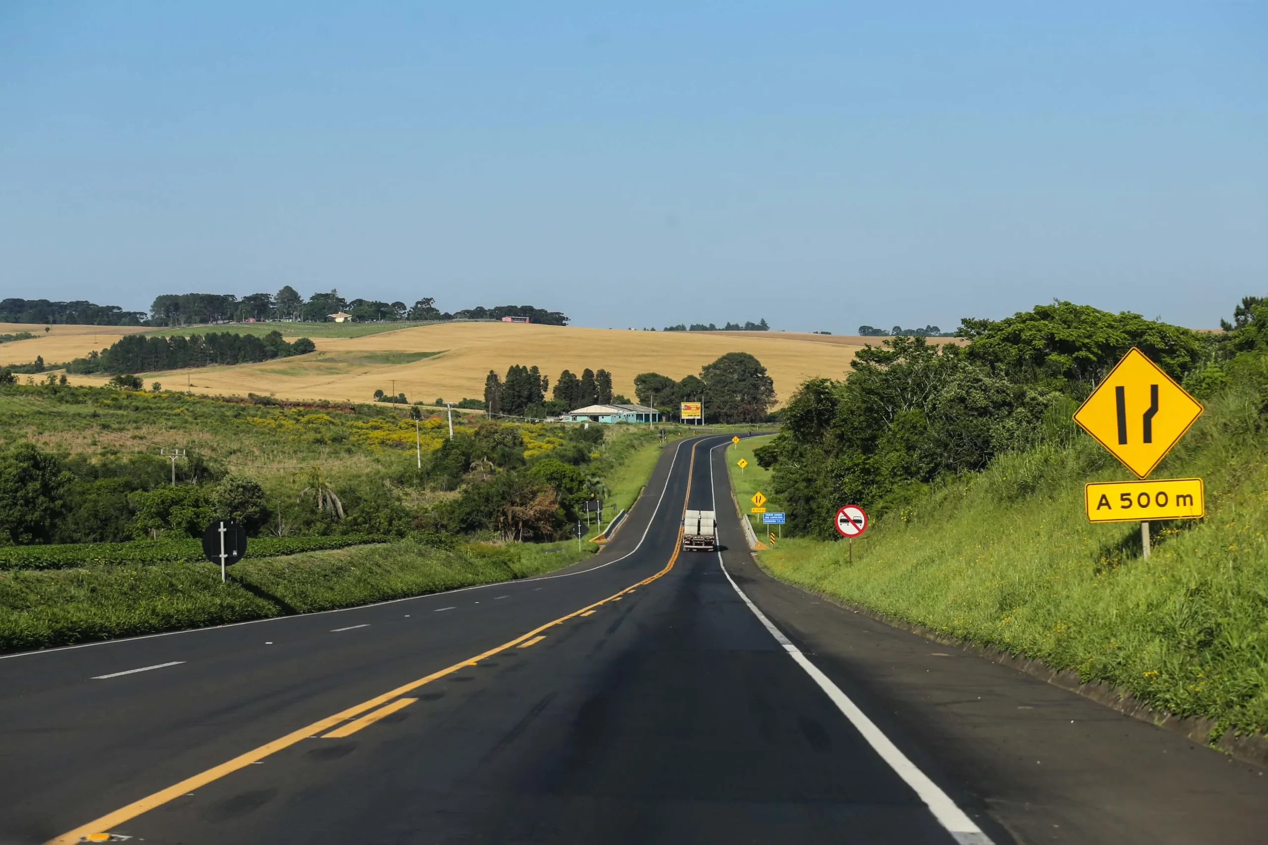 Rodovias do Paraná registram tráfego normal neste sábado (26)